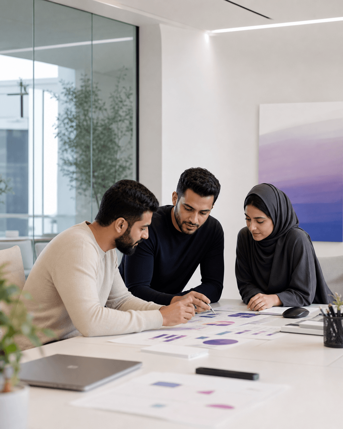 همکاری تیم هیس برای طراحی مسیر رشد یک محصول دیجیتال