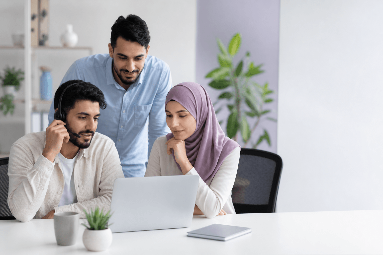 تیم پشتیبانی هیس دیجیتال در حال بررسی درخواست کاربران